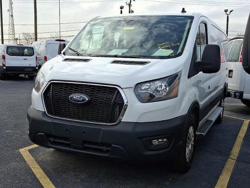 2024 Ford Transit-250 