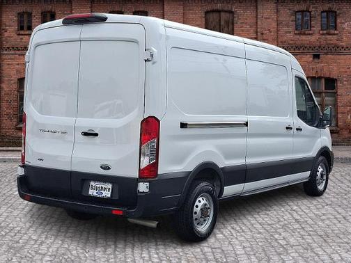 2023 Ford Transit-250