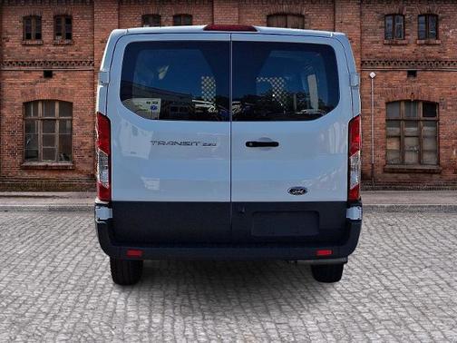 2023 Ford Transit-250