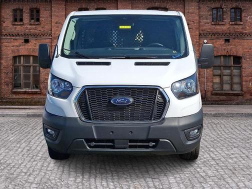 2023 Ford Transit-250