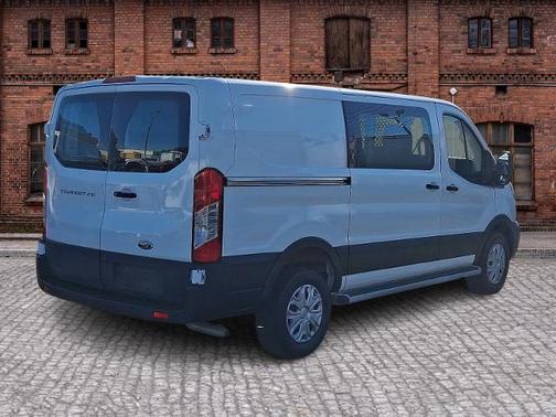 2023 Ford Transit-250