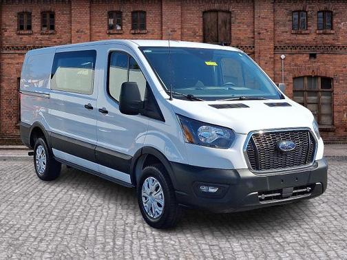 2023 Ford Transit-250