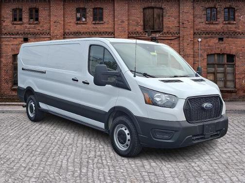 2022 Ford Transit-250