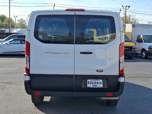2023 Ford Transit-250