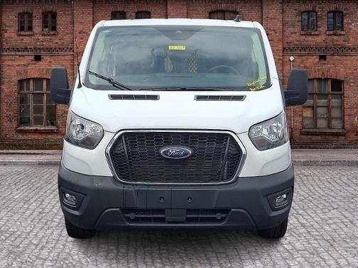 2024 Ford Transit-250 