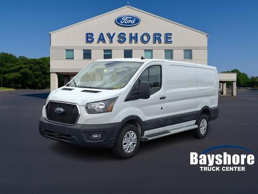 2024 Ford Transit-250 