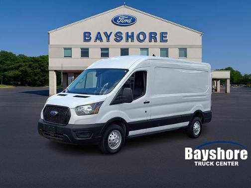 OXFORD WHITE 2023 Ford Transit-250 T-250