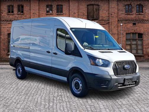 2023 Ford Transit-250 