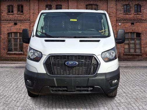 2024 Ford Transit-250 