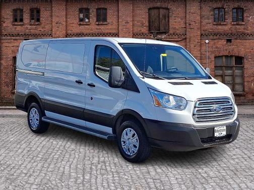2019 Ford Transit-250 130 WB LOW ROOF CARGO