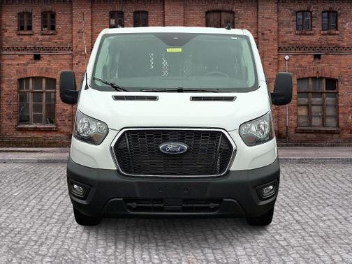 2024 Ford Transit-250 
