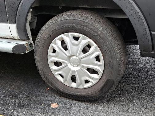 2024 Ford Transit-250 