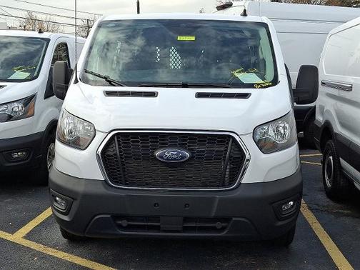 2024 Ford Transit-250 
