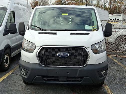 2024 Ford Transit-250 