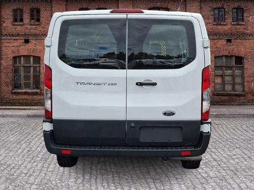 2024 Ford Transit-250