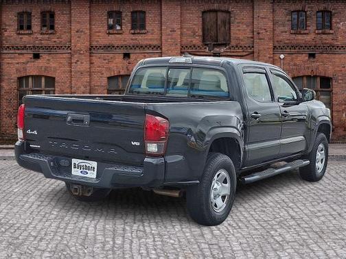2018 Toyota Tacoma SR