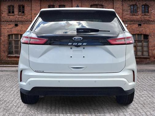2023 Ford Edge ST-LINE