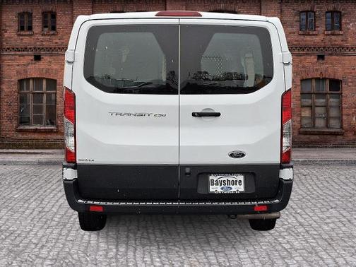 2024 Ford Transit-250 