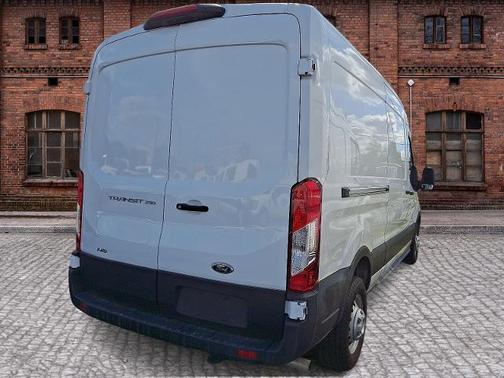 2023 Ford Transit-250 