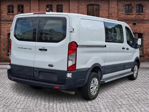 2023 Ford Transit-250