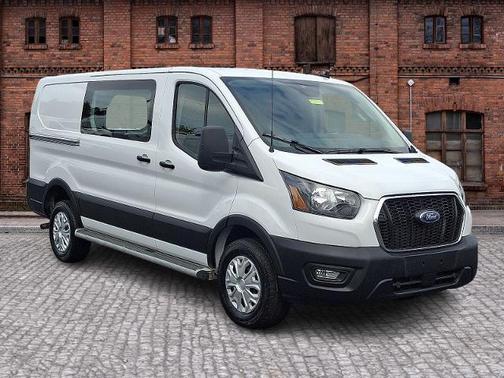2023 Ford Transit-250