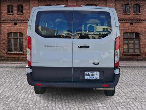 2024 Ford Transit-250 