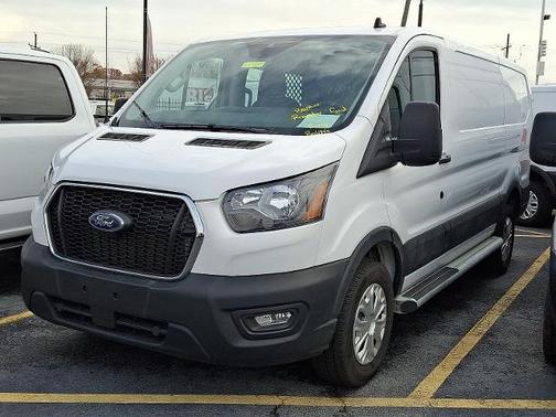 2024 Ford Transit-250 