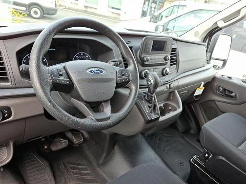 2024 Ford Transit-250 