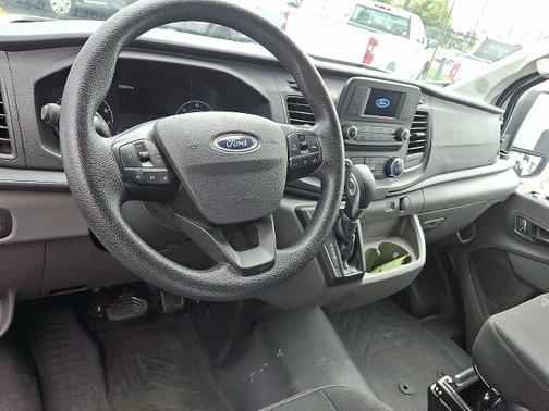 2023 Ford Transit-250 