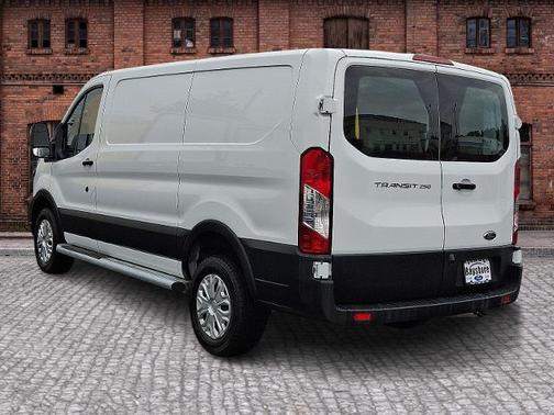 2023 Ford Transit-250