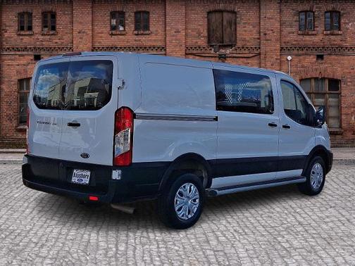 2024 Ford Transit-250 