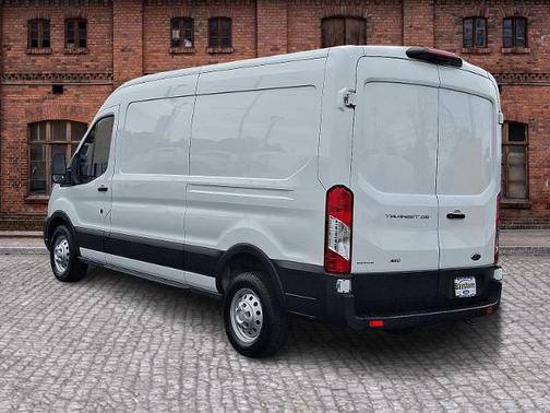 2023 Ford Transit-250
