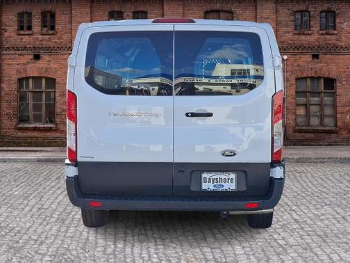 2024 Ford Transit-250 