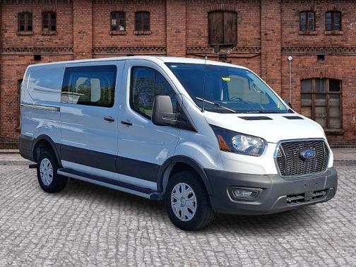 2024 Ford Transit-250 