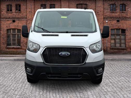 2024 Ford Transit-250 