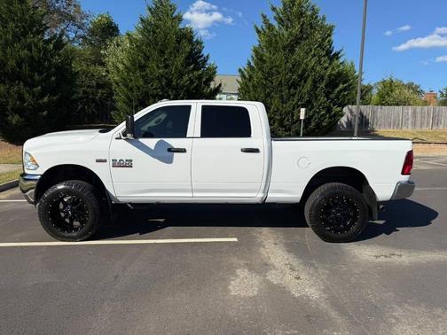 2018 RAM 2500 Tradesman Crew Cab 4x4 6'4' Box