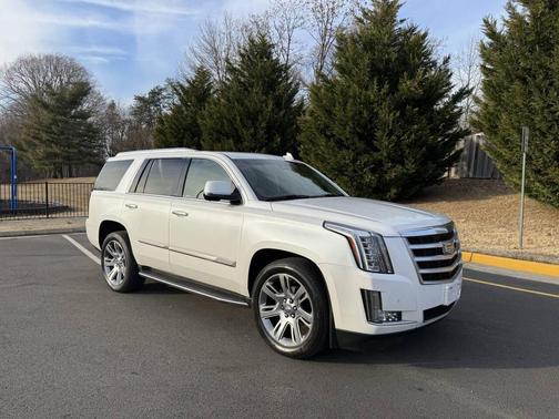 2016 Cadillac Escalade Luxury