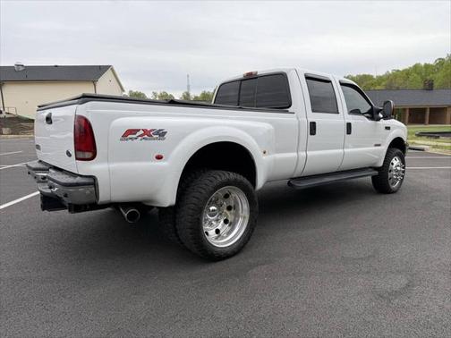2004 Ford F-350 Lariat