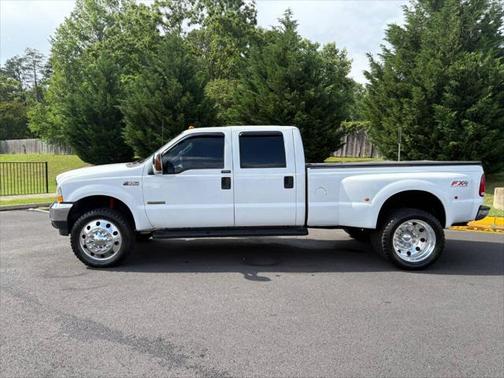 2004 Ford F-350 Lariat