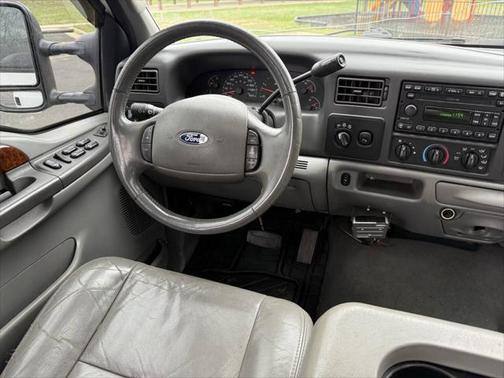 2004 Ford F-350 Lariat