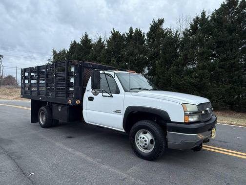 2003 Chevrolet Silverado 3500 Base