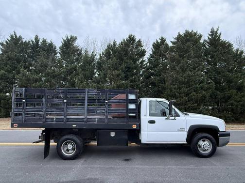 2003 Chevrolet Silverado 3500 Base
