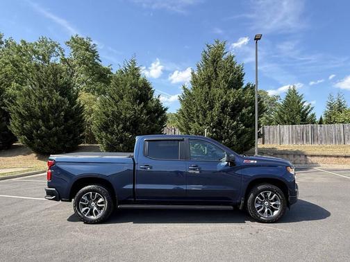 Northsky Blue Metallic 2022 Chevrolet Silverado 1500 RST