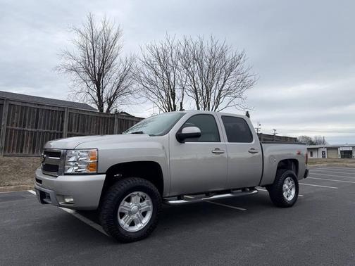 2009 Chevrolet Silverado 1500 LTZ Crew Cab