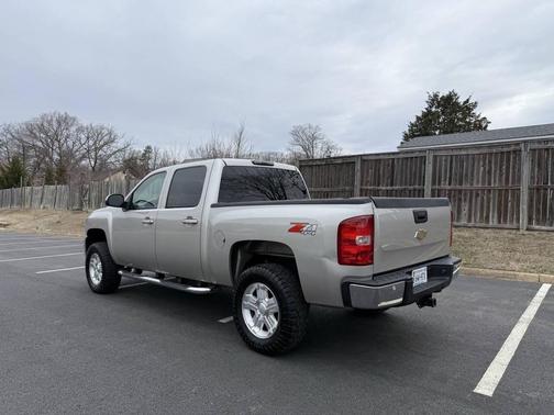 2009 Chevrolet Silverado 1500 LTZ Crew Cab