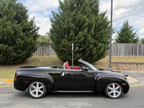 2005 Chevrolet SSR LS 2dr Regular Cab Convertible Rwd SB