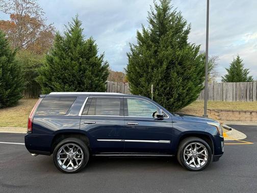 2017 Cadillac Escalade Platinum