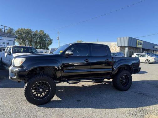 2015 Toyota Tacoma Base