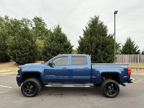 Deep Ocean Blue Metallic 2016 Chevrolet Silverado 1500 2LT