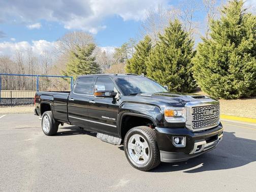 2018 GMC Sierra 3500 Denali